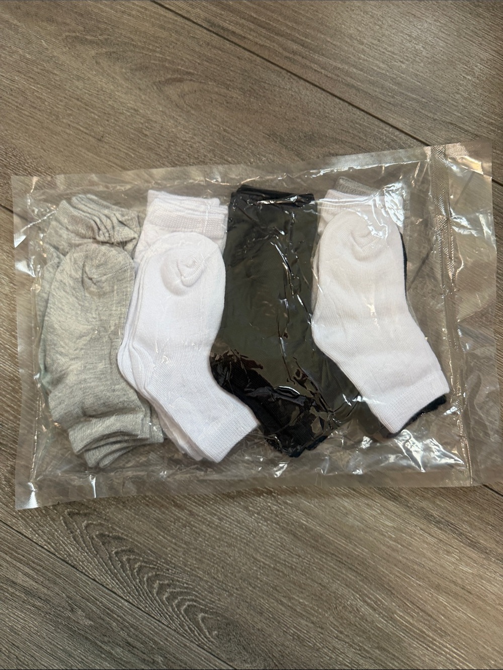 Kids Basic Crew Socks 15 Pairs- White, Black & Gray